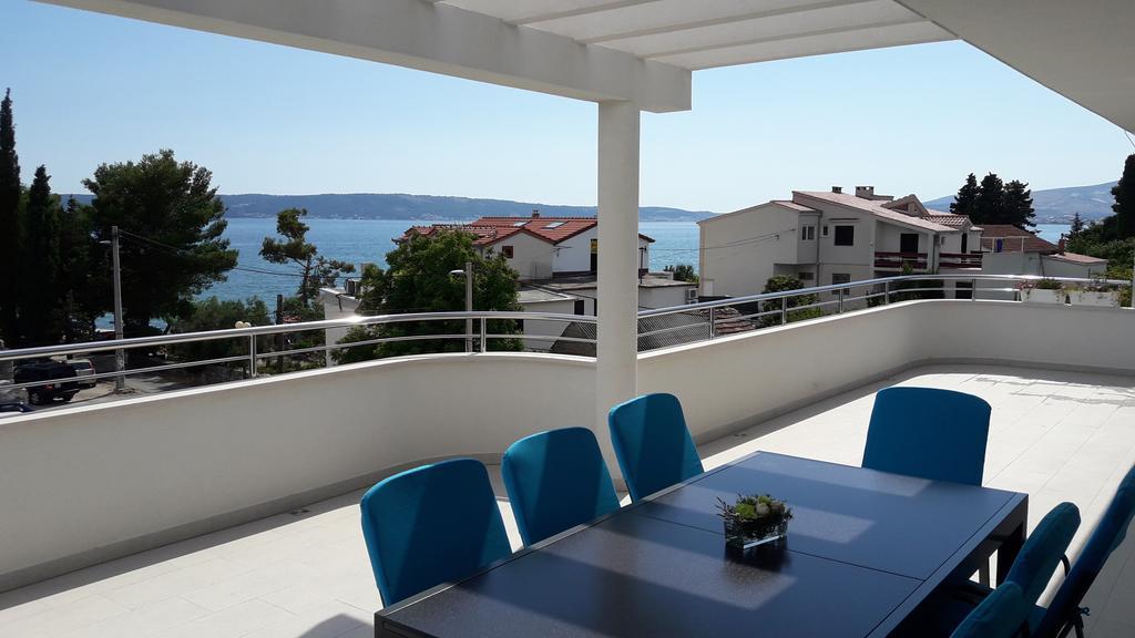 Villa-Apartments Karmel Kastela Exterior photo